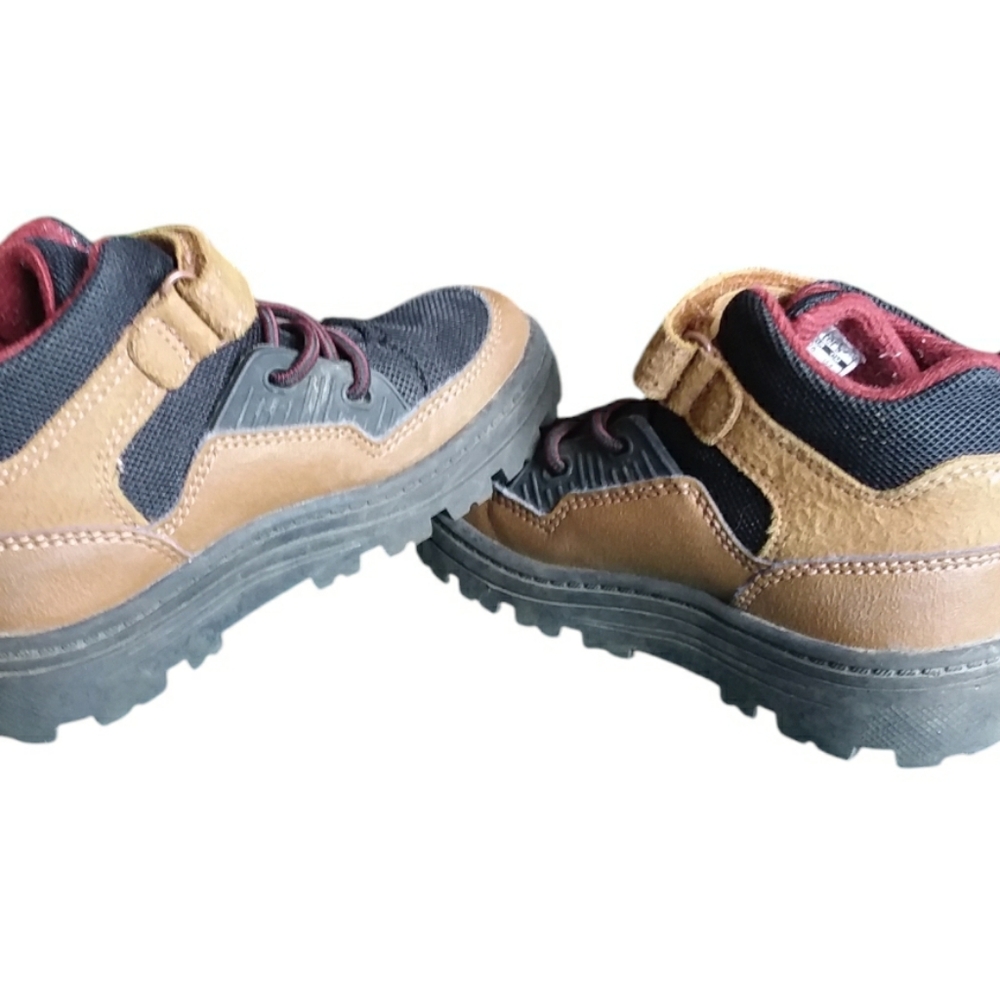 ⭐HP⭐ CARTER'S  Toddler Boys / Unisex Hiking Boots - Picture 3 of 6